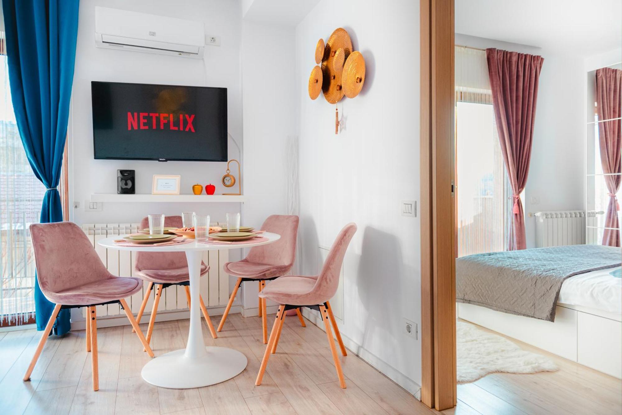 Downtown Apartment Boutique - Blue & Pink Bukarest Kültér fotó