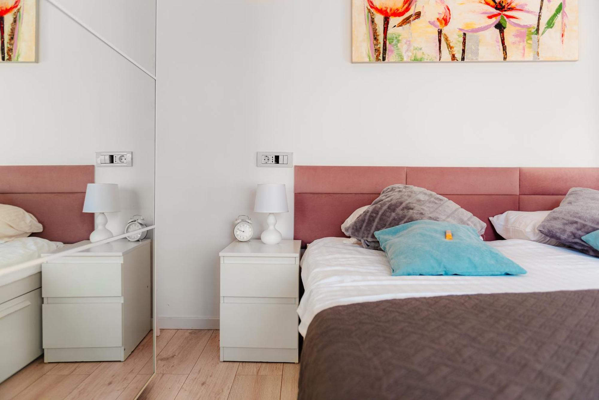 Downtown Apartment Boutique - Blue & Pink Bukarest Kültér fotó